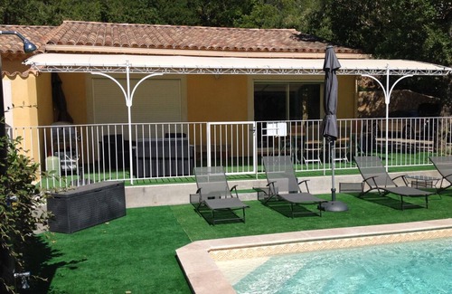 Bauduen House | Relax at Le Belvedère: Family-Friendly Cottage with Pool