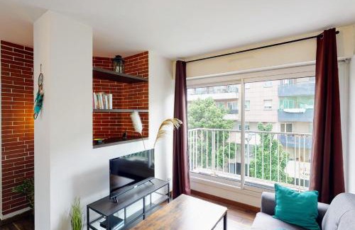 Annecy Apartment | Cozy Le Berthollet Apartment Steps from Annecy Center