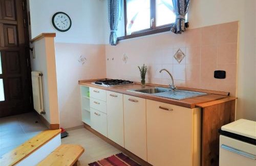 Vezzano Apartment | Pet-Friendly Le Betulle: Guest Rated 9.4/10 for Families