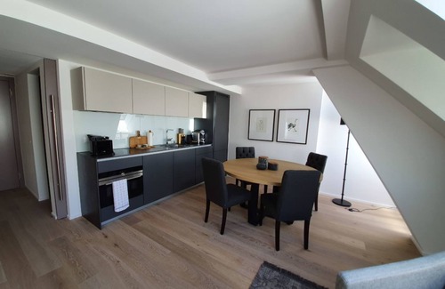 Old Town Apartment | Experience Le Bijou Bahnhofstrasse with Oceanfront Amenities