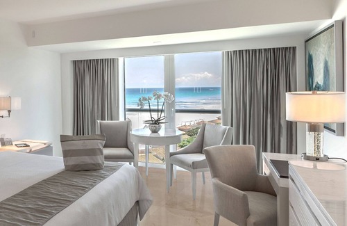 Punta Cancun Resort | Relax at Le Blanc Spa Resort Cancun – 5-Star Adults Only Retreat