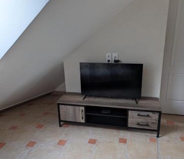 Spay Apartment | Discover Le Bleuet: Pet-Friendly with a 9/10 Guest Rating