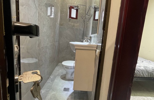 Barumbu Apartment | Family-Friendly Retreat at Le Bohemian - R-N.M Hotel