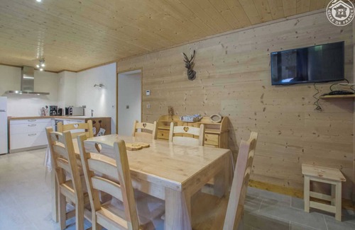 Bessans House | Pet-Friendly Le Bois de Cerf: Ideal for Family Getaways