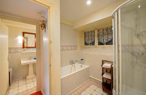 Conches-en-Ouche House | Experience Comfort at Le Bois de Rome - Family & Pet Friendly