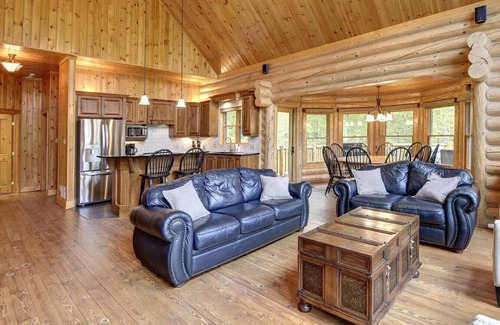 Mont-Tremblant Ski Chalet | Le Bois Rond at Boisès: Sauna+ Hot Tub for 12