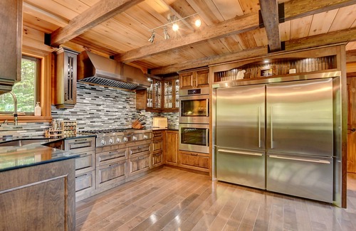 Saint-Calixte Ski Chalet | Le Boréal - Heated swimming pool, Jacuzzi, Sauna and Billiards