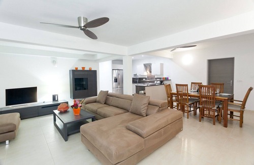 Oyster Pond Villa | Idyllic Le Bougainvillier Villa with Ocean Views & Pool