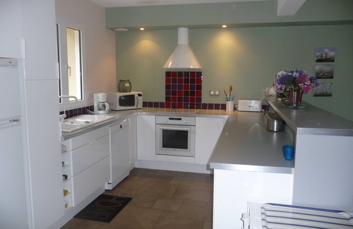 Saint-Mathieu House | Pet-Friendly Maison Le Bout du monde with Ocean Views