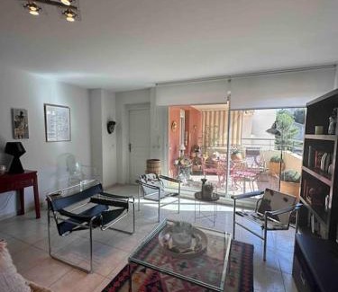 Vauban Apartment | Discover Le Breteuil - Central T2, Family-Friendly Haven