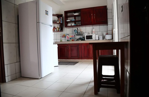 Douala House | Comfortable Stay at Le Buffle Noir in Douala with Breakfast
