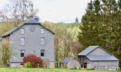 Gouvy Bed & Breakfast | Discover Le Buisson B&B: Family-Friendly with Pool & Hot Tub
