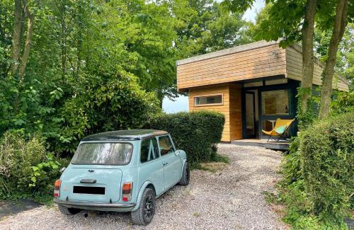 Bonningues-les-Calais House | Family-Friendly Retreat at Le Bungalow - Rated 9/10