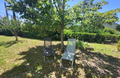 Les Vans House | Experience Le Cèdre: Top-Rated Stay for Families & Pets