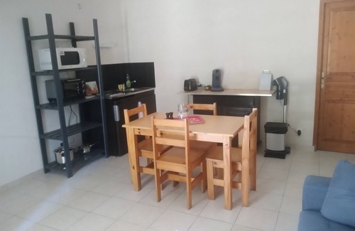 Le Vigan Villa | Relax at Le Cévenn'hols - Serenity with Ocean Views