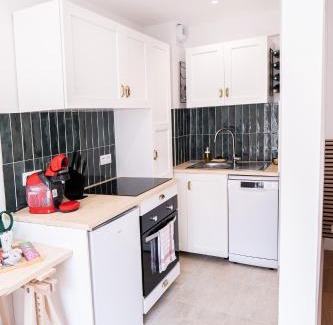 Krutenau Apartment | Stay at Le Cœur de Strasbourg Steps from the Cathedral