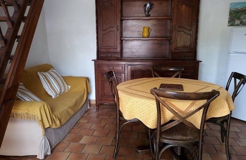 Lorgues House | Discover Le Cabanon de ma mère: Family & Pet Friendly Stay