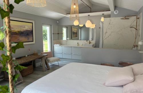 Modene Villa | Unforgettable Stay at Le Cabanon de Modène: 10/10 Review