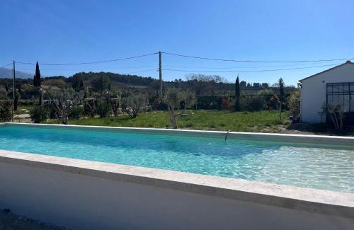Modene Villa | Unforgettable Stay at Le Cabanon de Modène: 10/10 Review