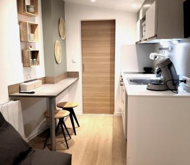 Meneslies Apartment | Discover Le Cabanon: Highly Rated Getaway Awaits