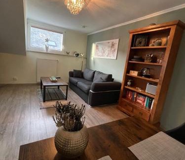 Wincheringen House | Top-Rated Family Retreat at Le Cadeau with Kitchen Amenities