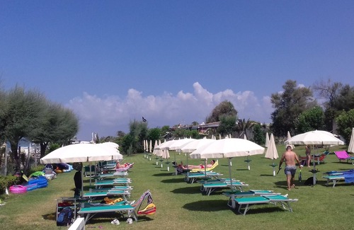 Sperlonga Apartment | Discover Le Calette: Oceanfront Bliss with Spa & Breakfast