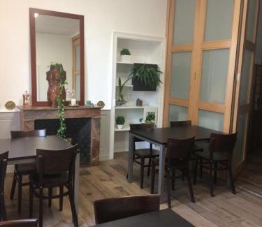Ruille-Froid-Fonds Hotel | Experience Comfort at Le Camélia - Rated 9.1/10, Pet Friendly