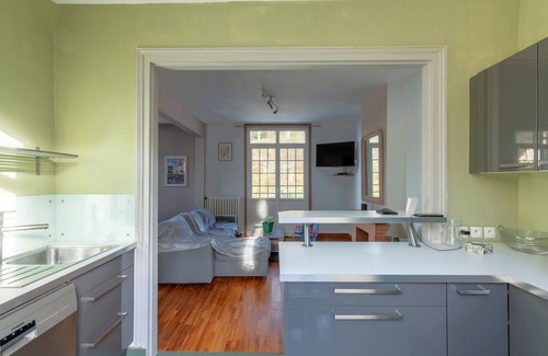 Yport House | Le Camélia - Cozy Retreat Steps from the Beach