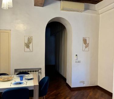 Rione IV Campo Marzio House | le camere e gli appartamenti di piazza del popolo