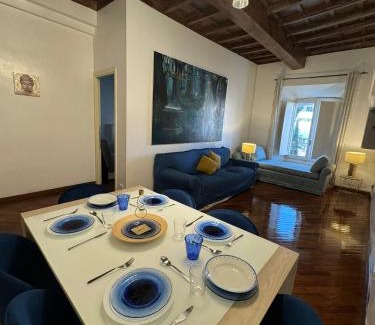 Rione IV Campo Marzio House | le camere e gli appartamenti di piazza del popolo