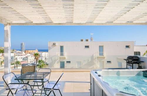 Santa Maria di Leuca Apartment | Top-Rated Le Cammire Apartment in Leuca with Hot Tub