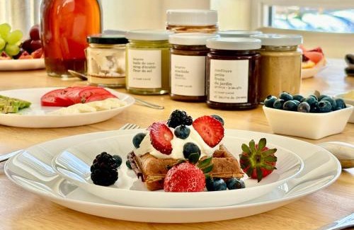 Shefford Bed & Breakfast | Discover Le Camp Caché Shefford: Family-Friendly Retreat