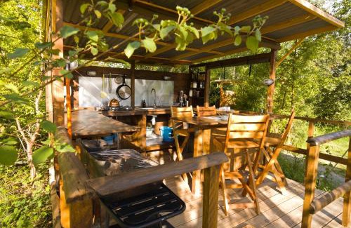 Varen Other | Family-Friendly Getaway at Le Camp with Pool & Pet Perks