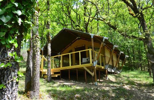 Varen Other | Family-Friendly Getaway at Le Camp with Pool & Pet Perks