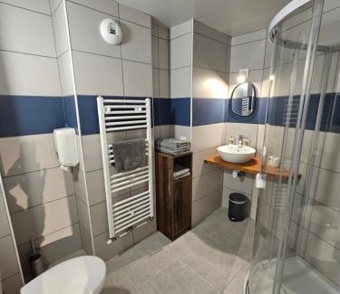 Porta Hotel | Discover Le Campcardos: Family-Friendly with Essential Amenities