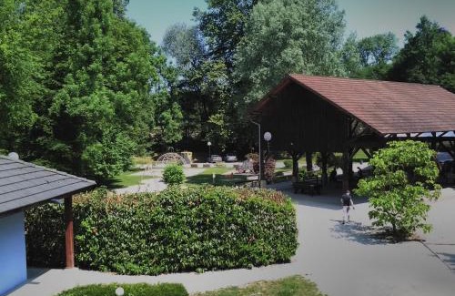 Belmont-Tramonet Other | Explore le Camping Des 3 Lacs: Oceanview Pool Retreat