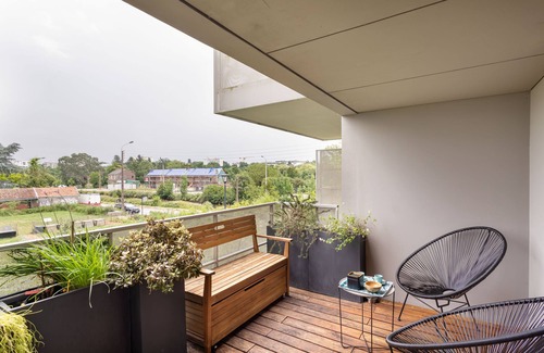 Nord-Saint-Martin Apartment | Relax at Le Canal: Balcony Apartment with Scenic View