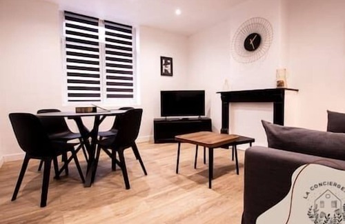 Lens Apartment | Le Cantin-Porain Lensois