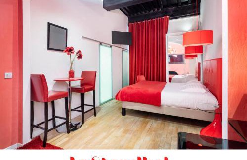 Les Cordeliers Apartment | Stylish Le Carré Mercière Apartments in Central Lyon