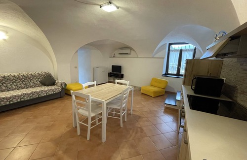Finale Ligure Cottage | Relaxing Retreat at Le Case Del Sole with Ocean Views