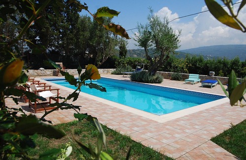 Ricadi Hotel | Discover Le Case Della Scogliera: Family-Friendly Retreat