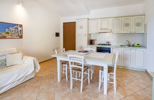 Maiorca Apartment | Exceptional Le Case di Maiorca: Family-Friendly with Ocean View