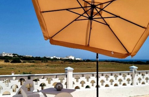 Specchiarica House | Casa Marea: Relax by the Beach with Ocean Views & Spa