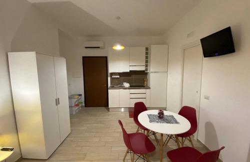 Tolfa Hotel | Comfortable Le Casette di Frà Studios with Spa & Breakfast