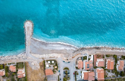 Bonifati Bed & Breakfast | Experience Oceanfront Bliss at Le Casette sul Mare B&B