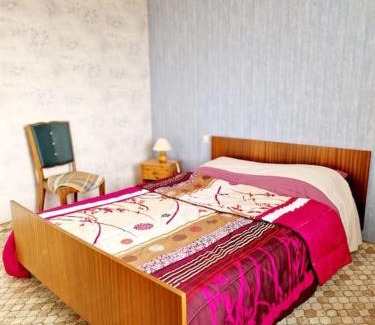 Estaing House | Charming Le Casimir: Family & Pet-Friendly Retreat in Estaing