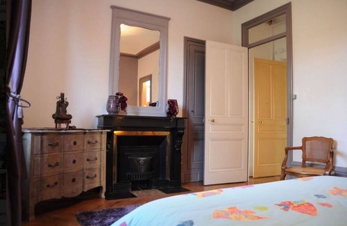 Vancia - Crepieux House | Villa Castel Florentino: Top-Rated Stay with Pool & Breakfast