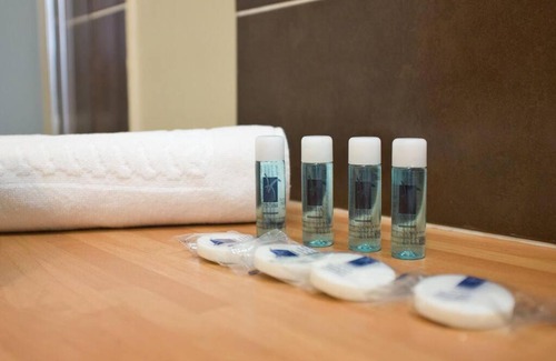 Saint-Charles Apartment | Cozy Le Cavaignac: Family-Friendly Stay near Saint Charles