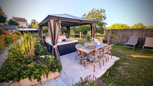 Epernay House | Relax at Le Cémarose: Spa Retreat with Breathtaking Views