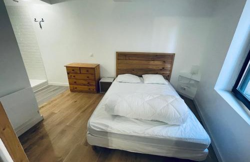 Lezignan-Corbieres Apartment | Discover Le Centrale: Pet-Friendly Family Retreat